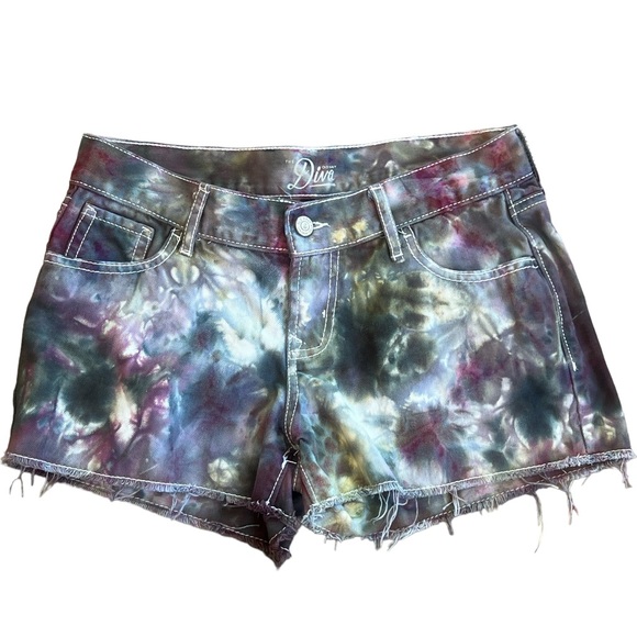 Hand dyed jean fringe bottom shorts - Picture 1 of 2
